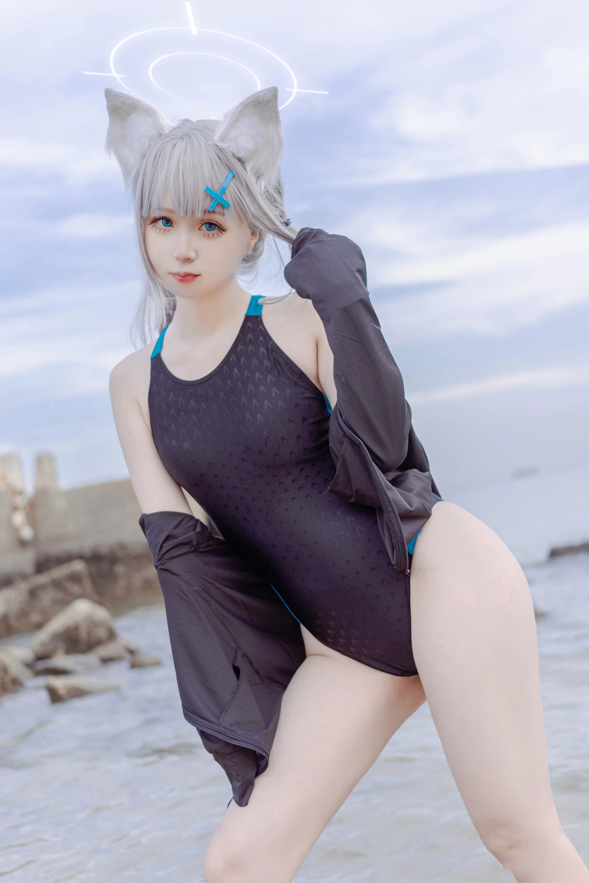 《碧蓝档案》砂狼白子COS写真