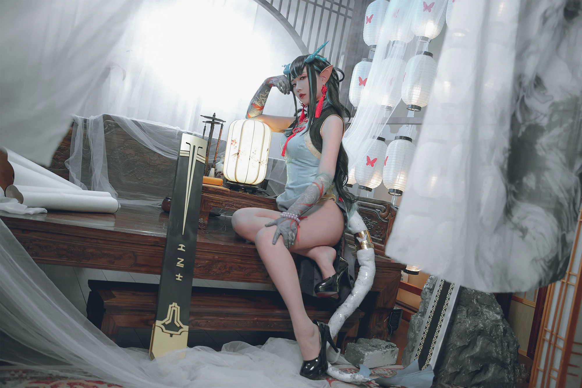 《明日方舟》夕 • 染尘烟COS写真
