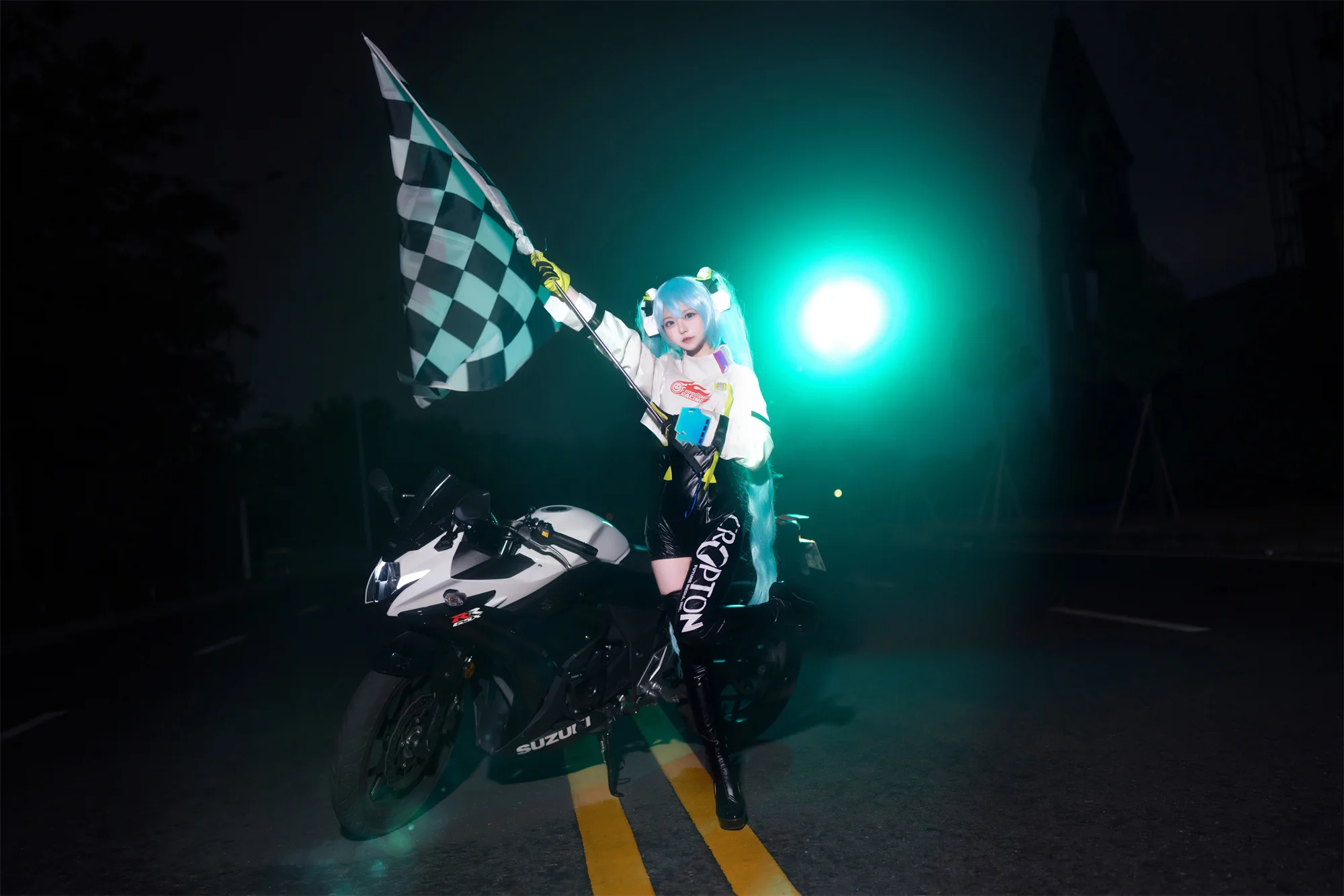 初音未来 赛车服 COS写真