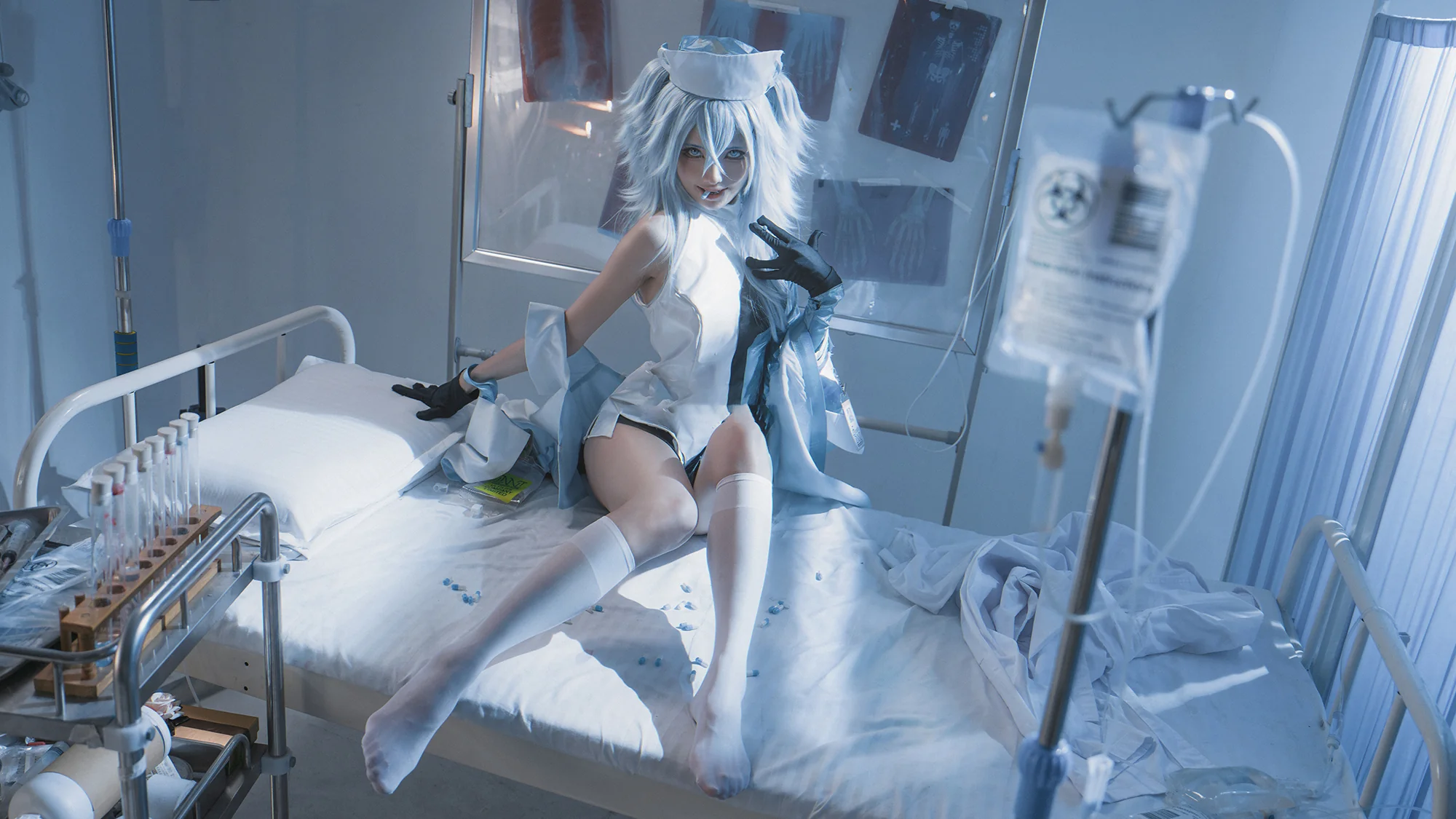 《少女前线：云图计划》芙洛伦COS写真
