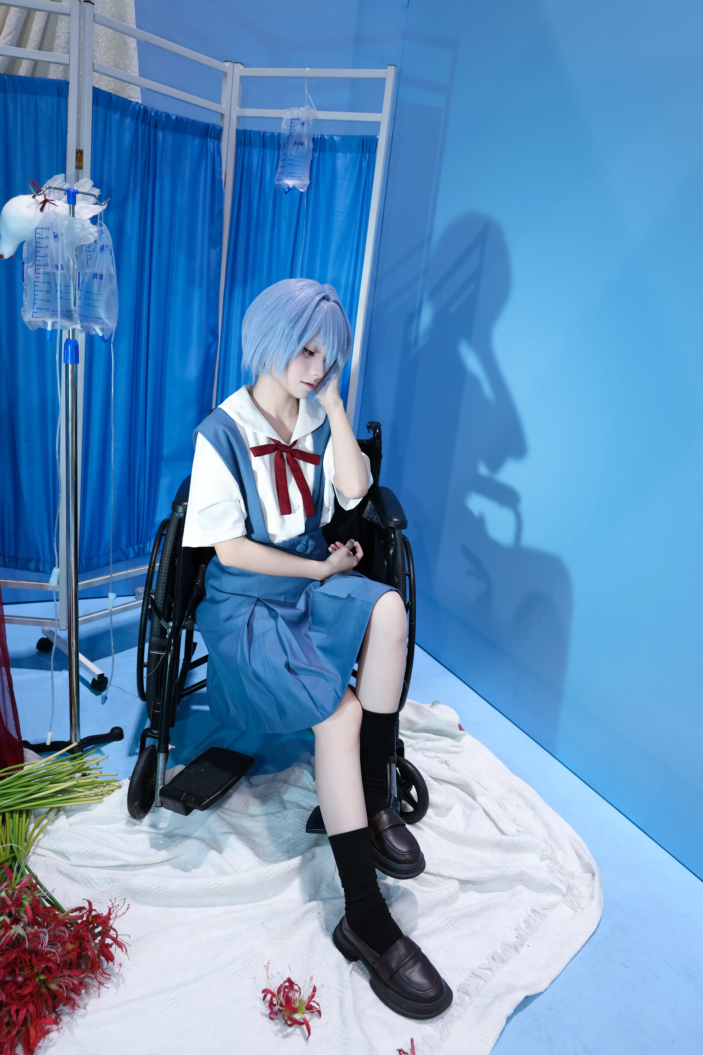 《新世纪福音战士》凌波丽COS写真