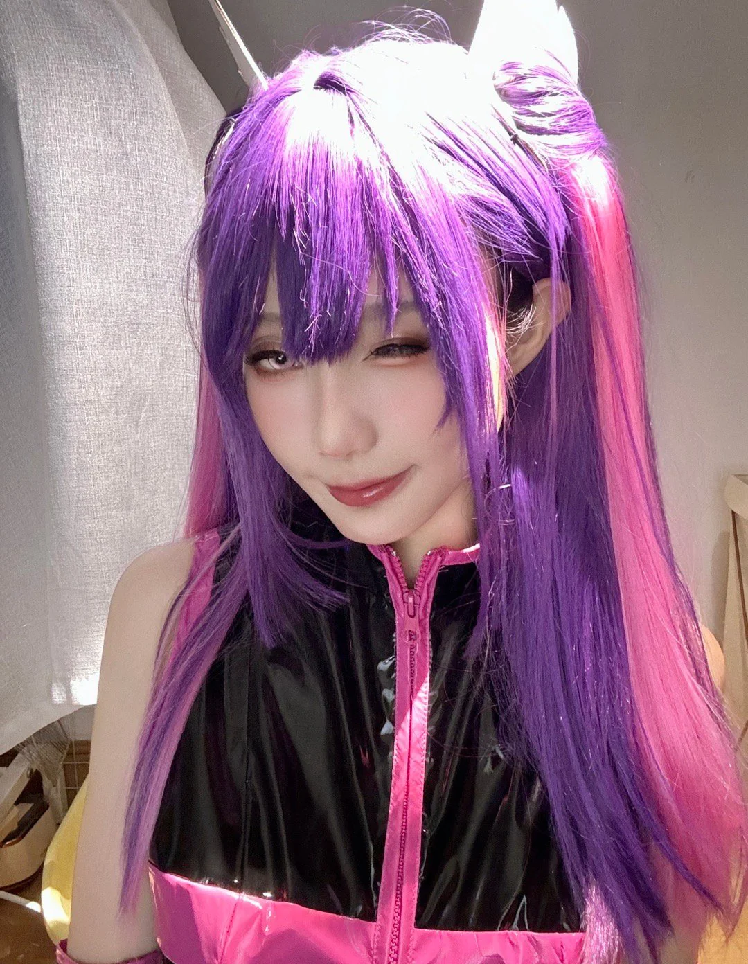 《2.5次元的诱惑》橘美花莉COS写真