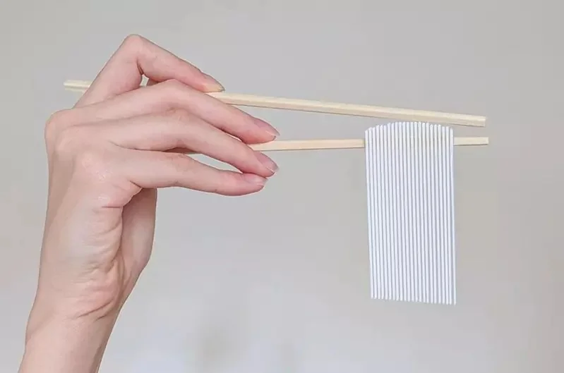 《素麵造型髮梳》解決你的瀏海之亂 怕被人誤會一直撥頭髮就靠這招掩蓋過去吧(笑)｜高清图片集