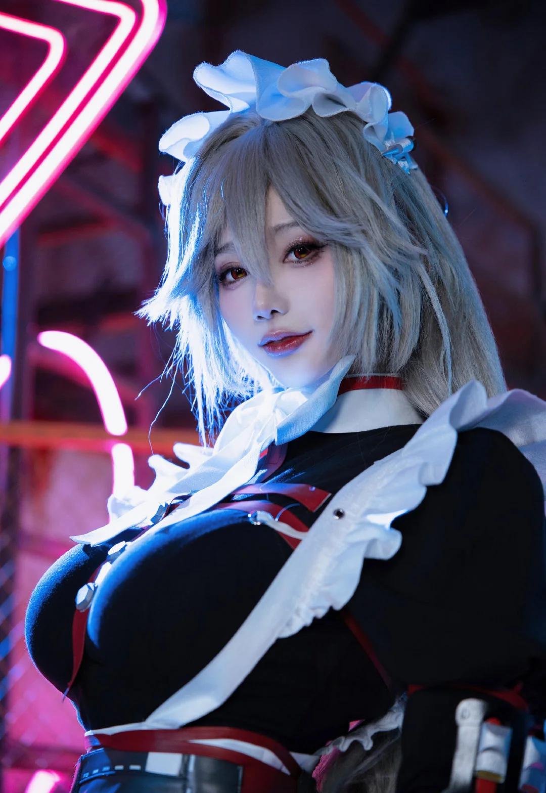 《绝区零》亚历山德丽娜COS写真