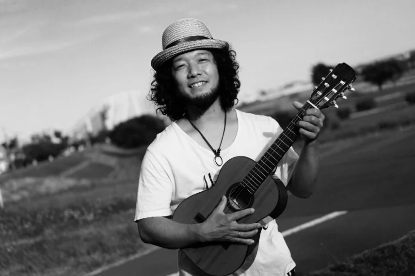 时隔半年后 CONNECT Series又为大家带来了以吉他为主题的SPECIAL GUITARS｜高清图片集