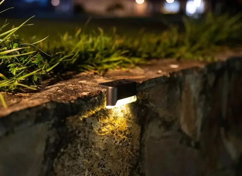 突發奇想的拍照創意 給路邊完全不知道用來幹嘛的照明燈賦予一些意義｜高清图片集