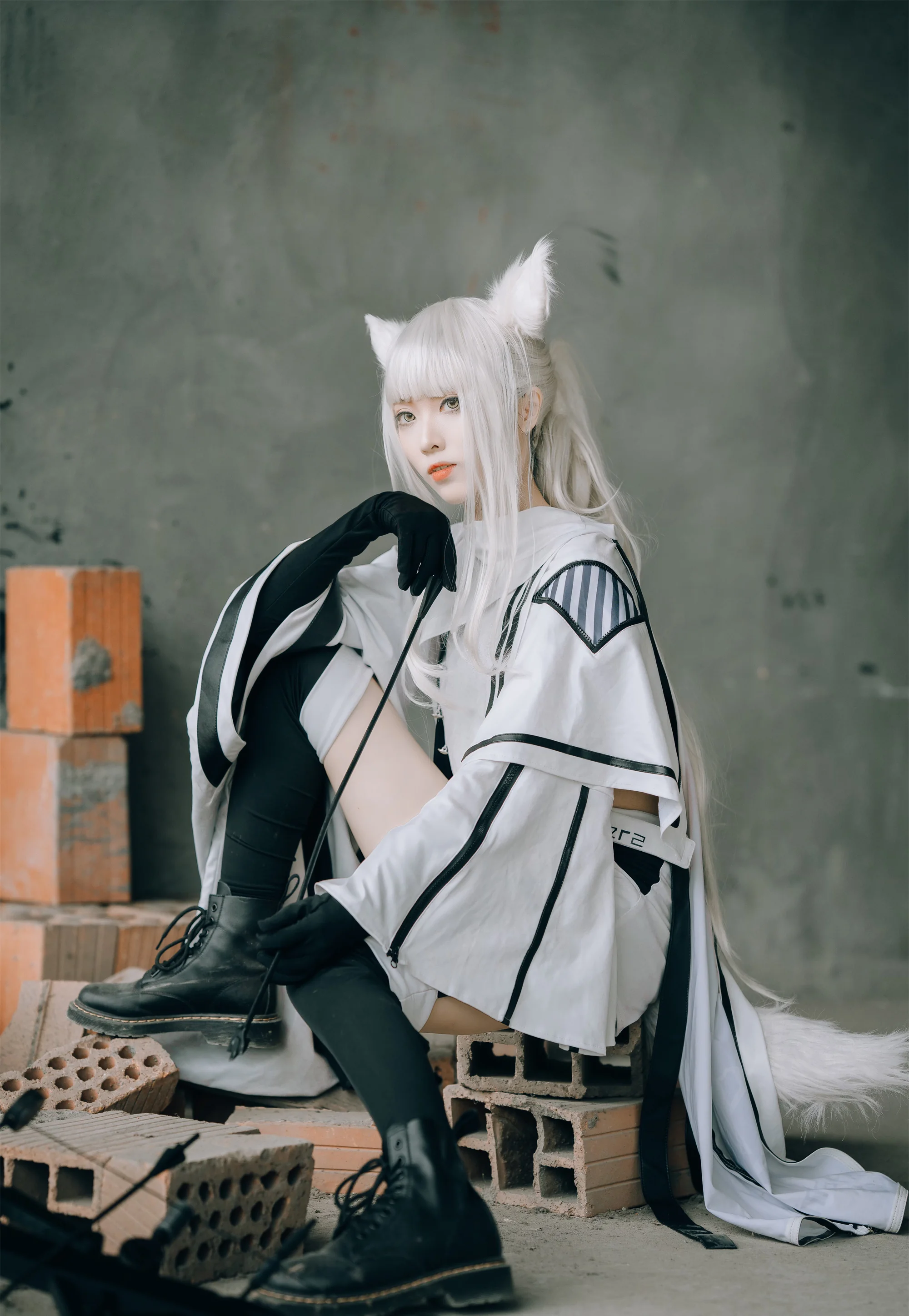 《明日方舟》白金COS写真