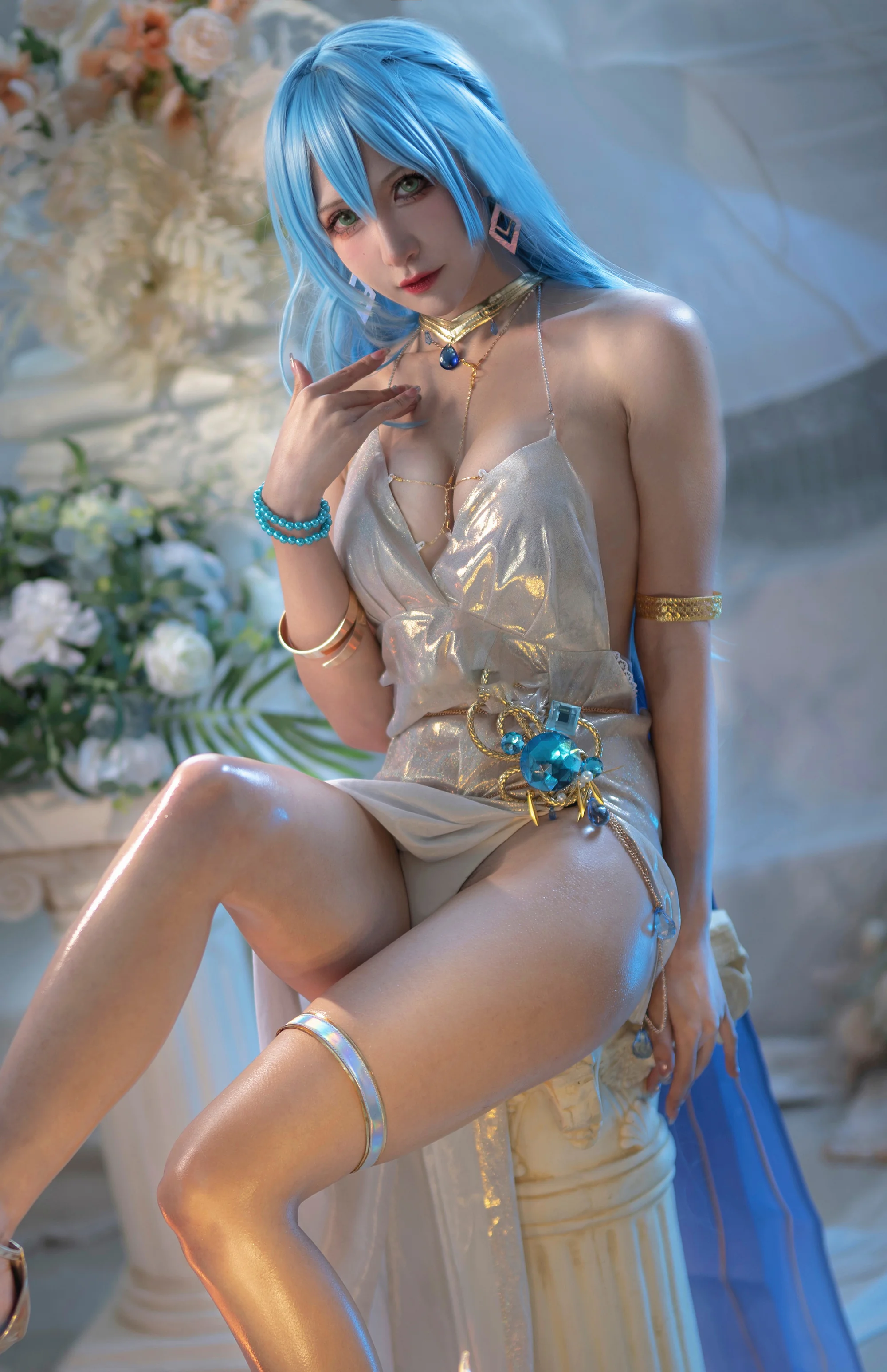 《nikke:胜利女神》海伦礼服COS写真