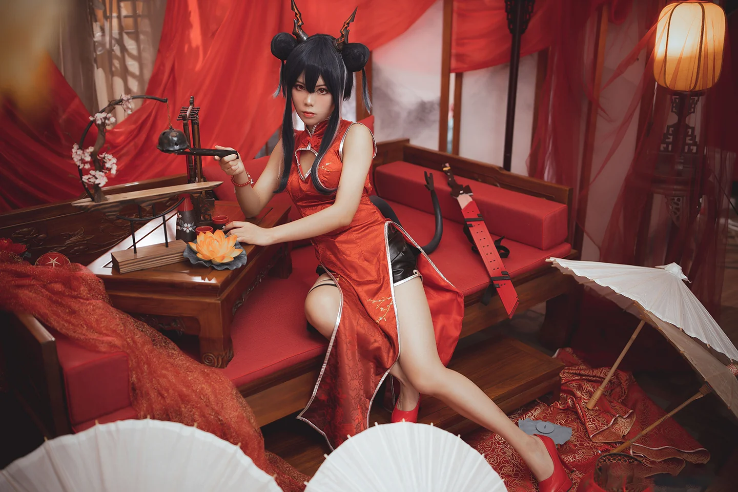《明日方舟》岁红霞–陈COS写真