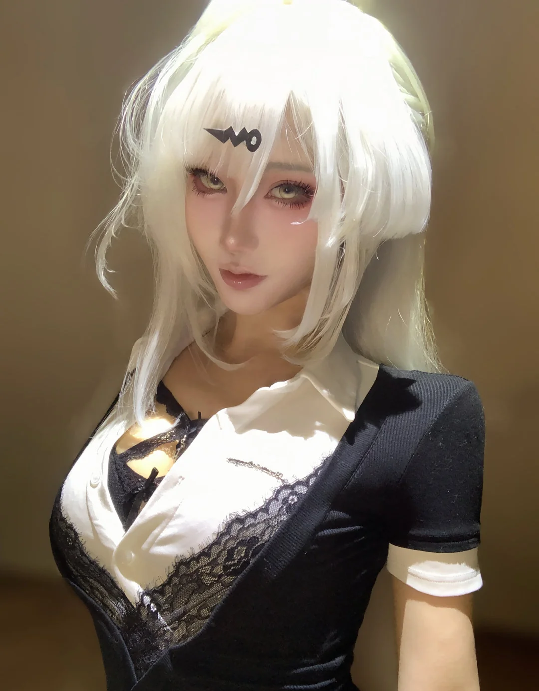 《绝区零》仪玄COS写真
