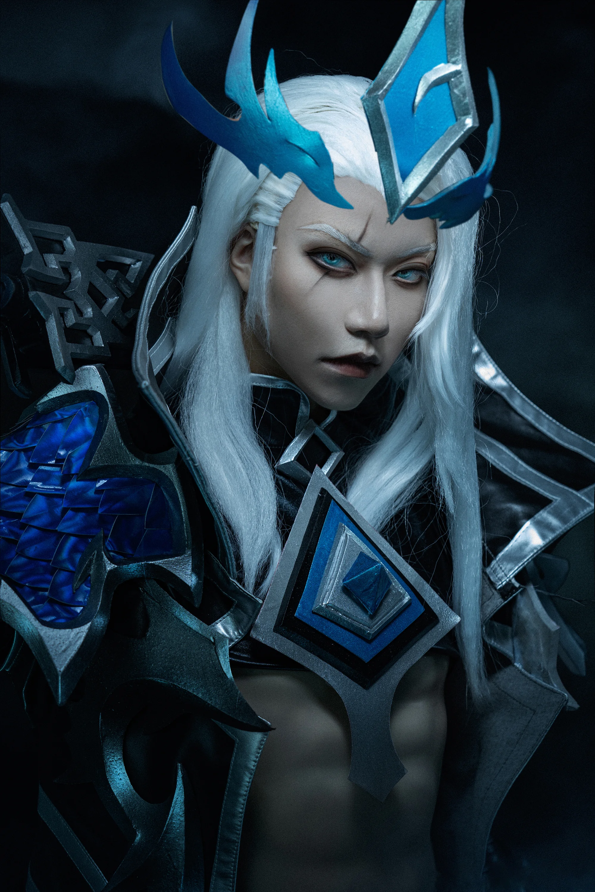 《英雄联盟》edg银龙骑士团COS写真