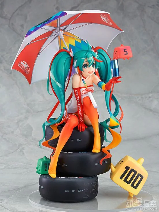 赛车初音2016新作手办公布 史上最“傻”婴儿肥｜高清图片集
