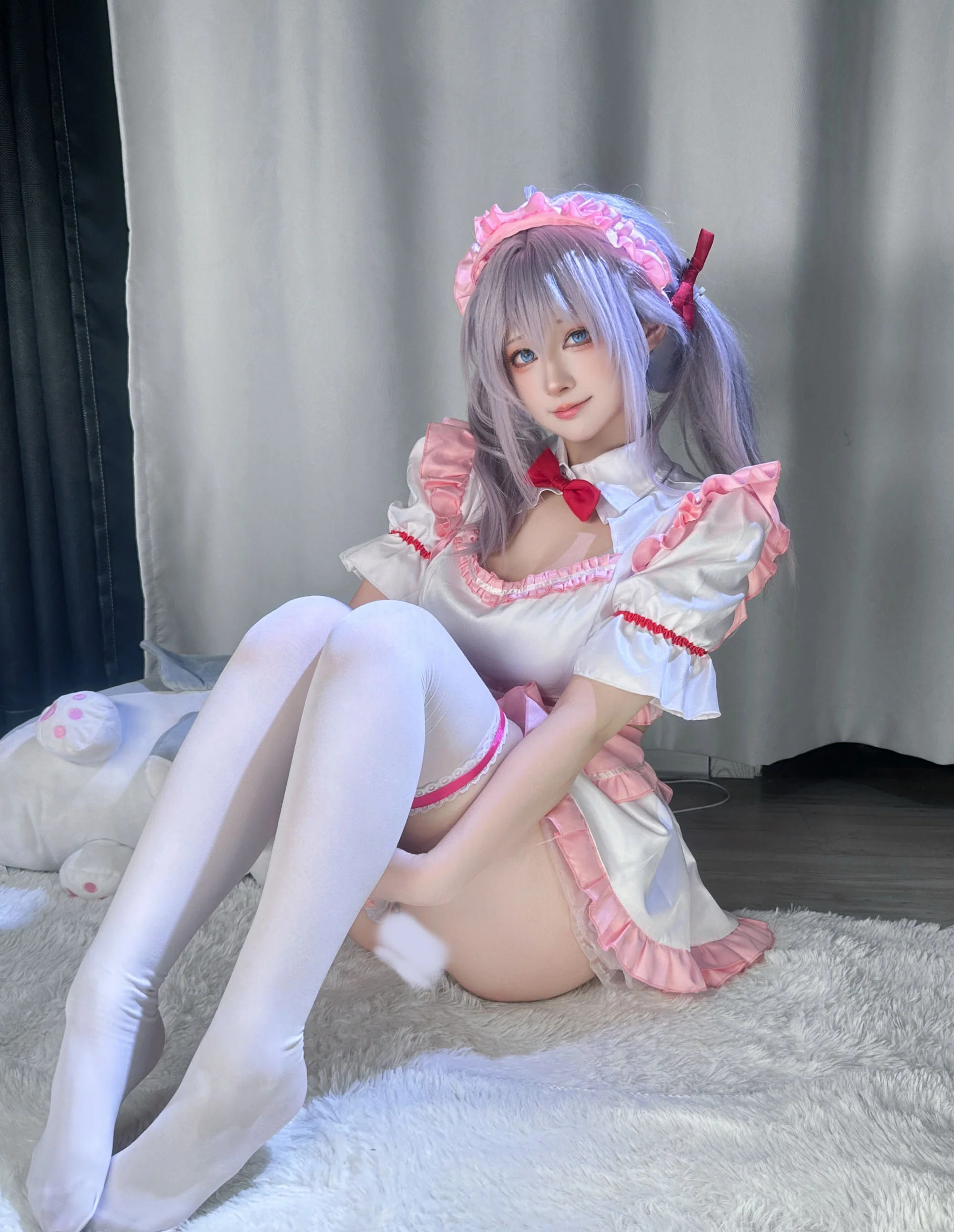 《不时轻声地以俄语遮羞的邻座艾莉同学第二季》艾莉莎COS写真
