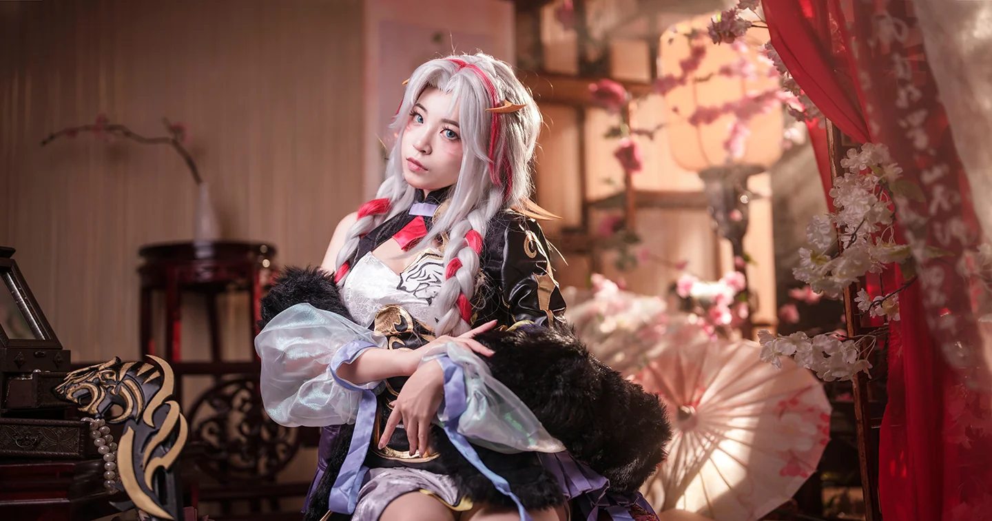 《王者荣耀》杨玉环COS写真
