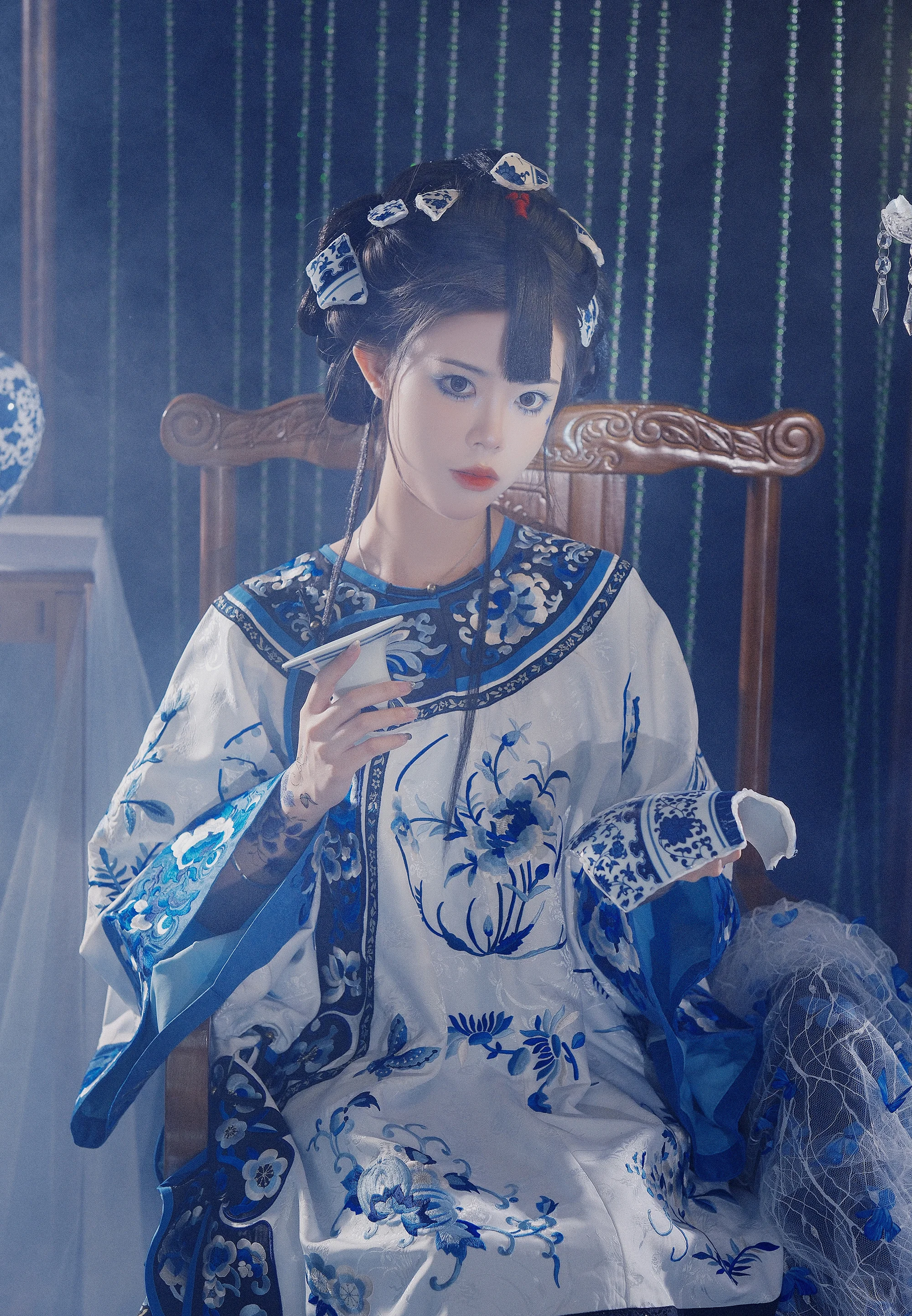 青花瓷拟人 清汉女COS写真