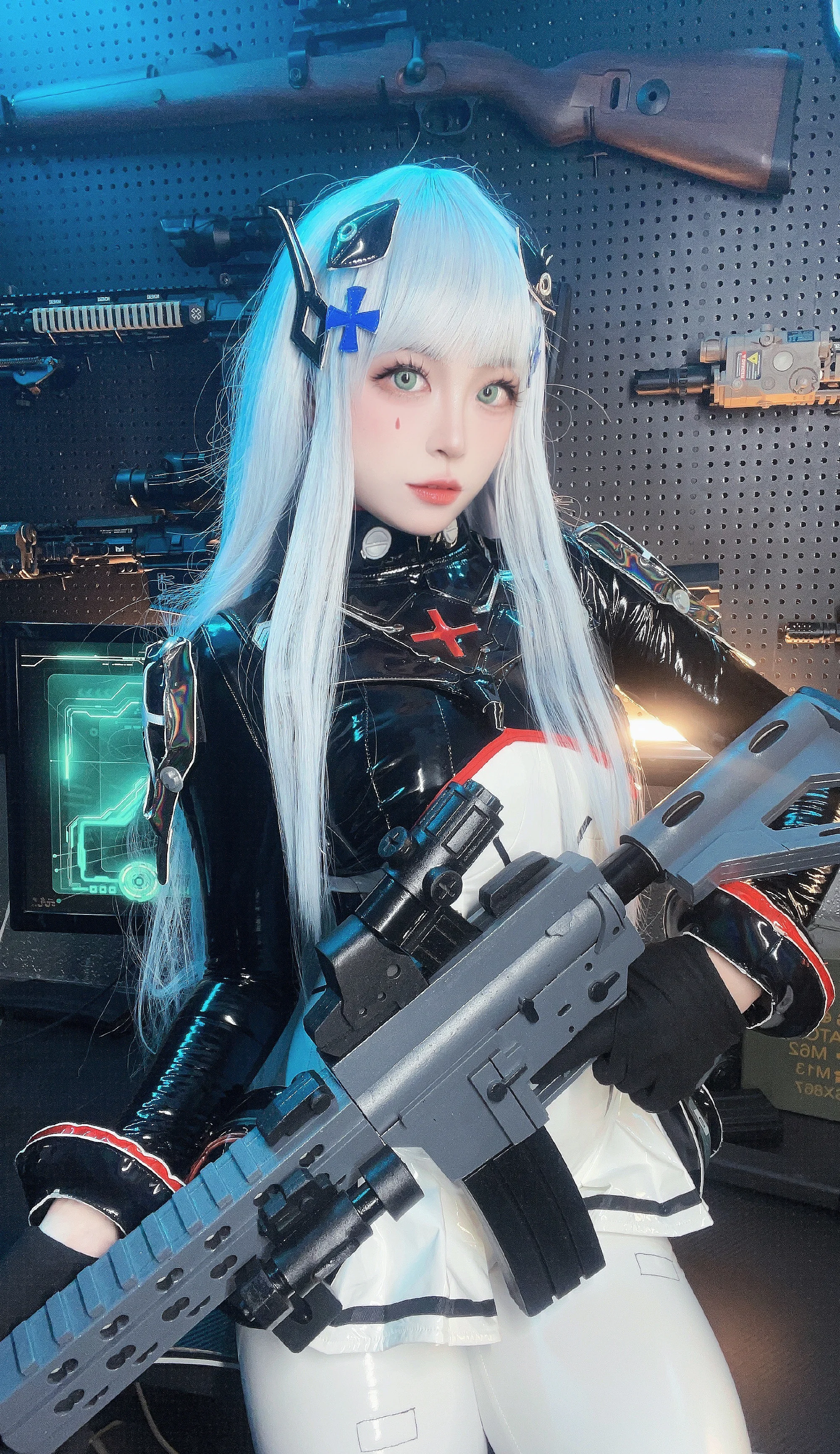 《少女前线2》HK416 - 子夜福音COS写真