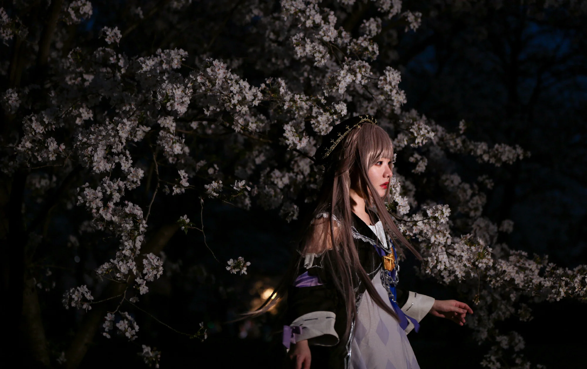 《崩坏星穹铁道》黑塔COS写真