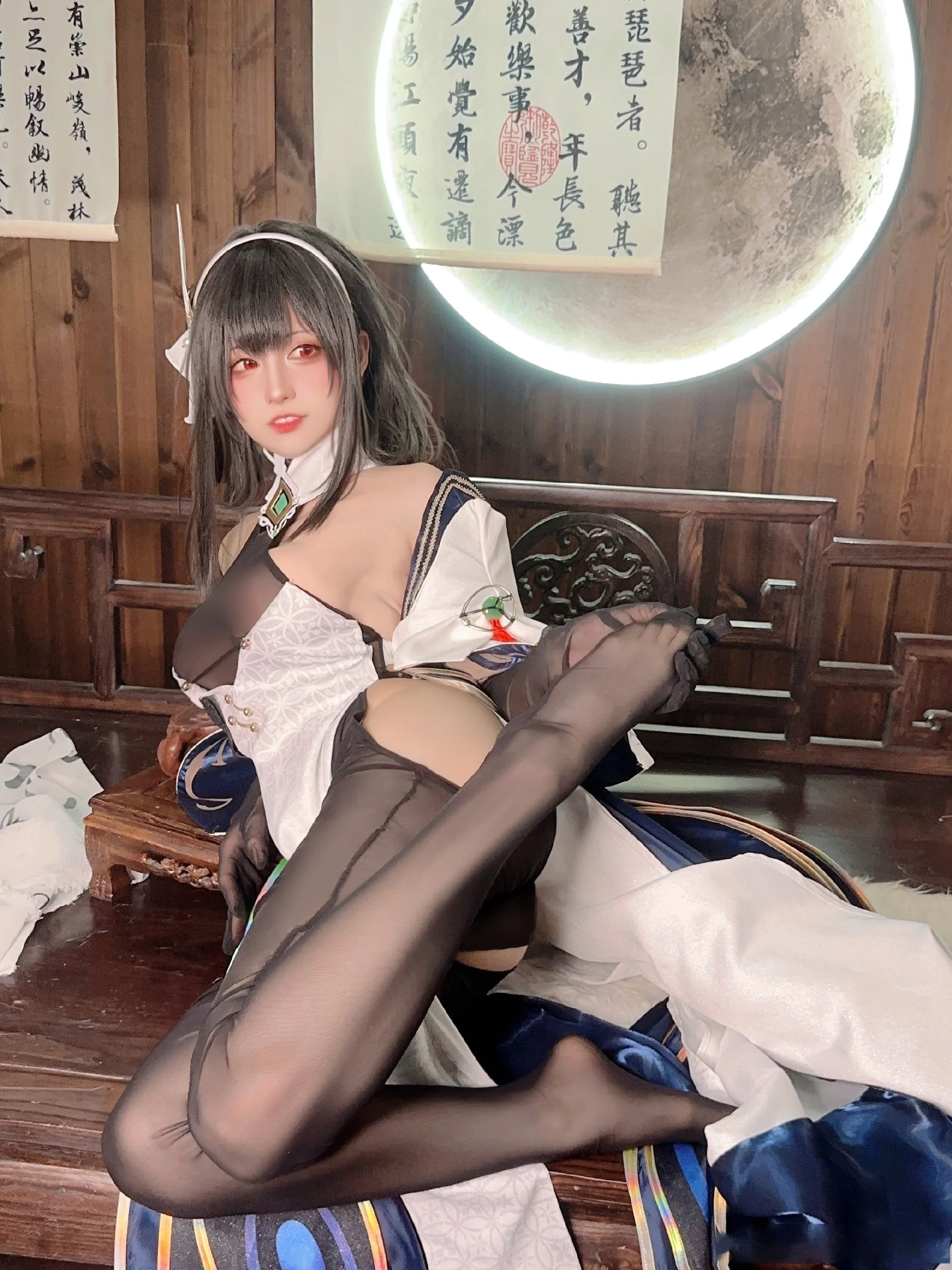 《碧蓝航线》镇海COS写真