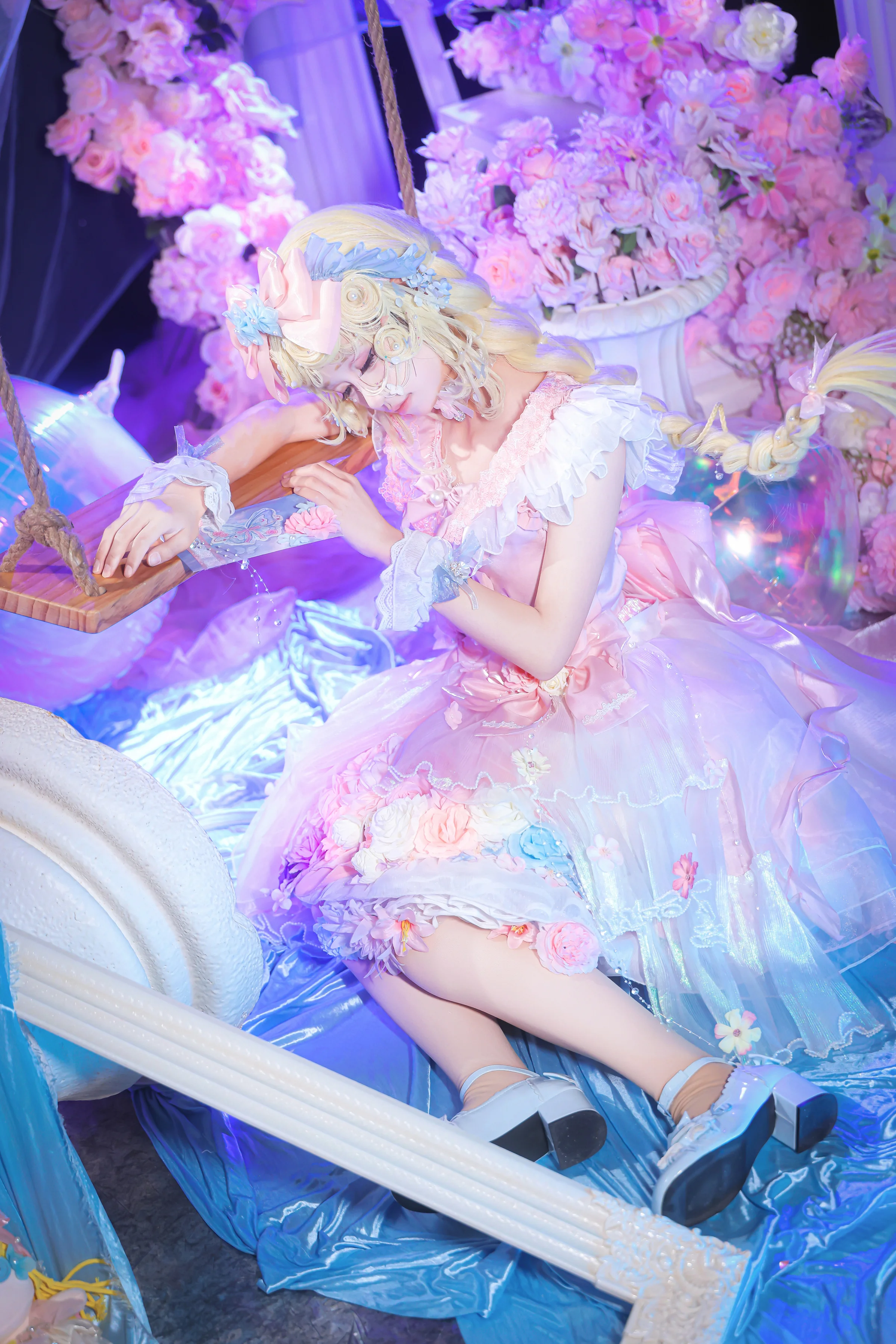 《第五人格》小女孩虚妄COS写真