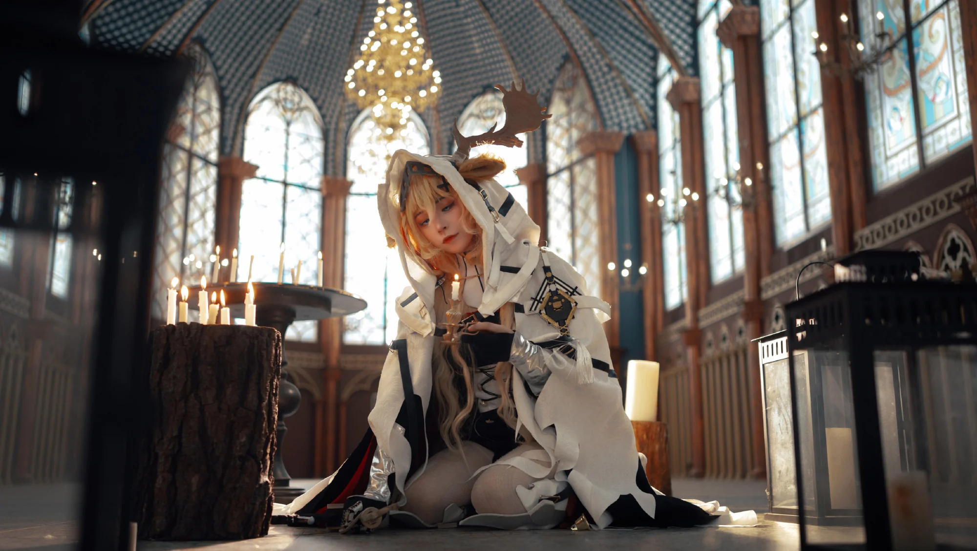 《明日方舟》薇薇安娜COS写真