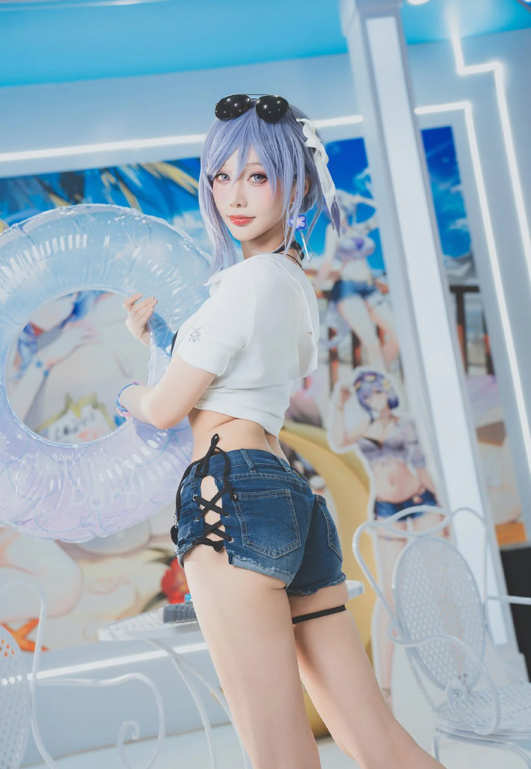 《深空之眼》月神泳装COS写真