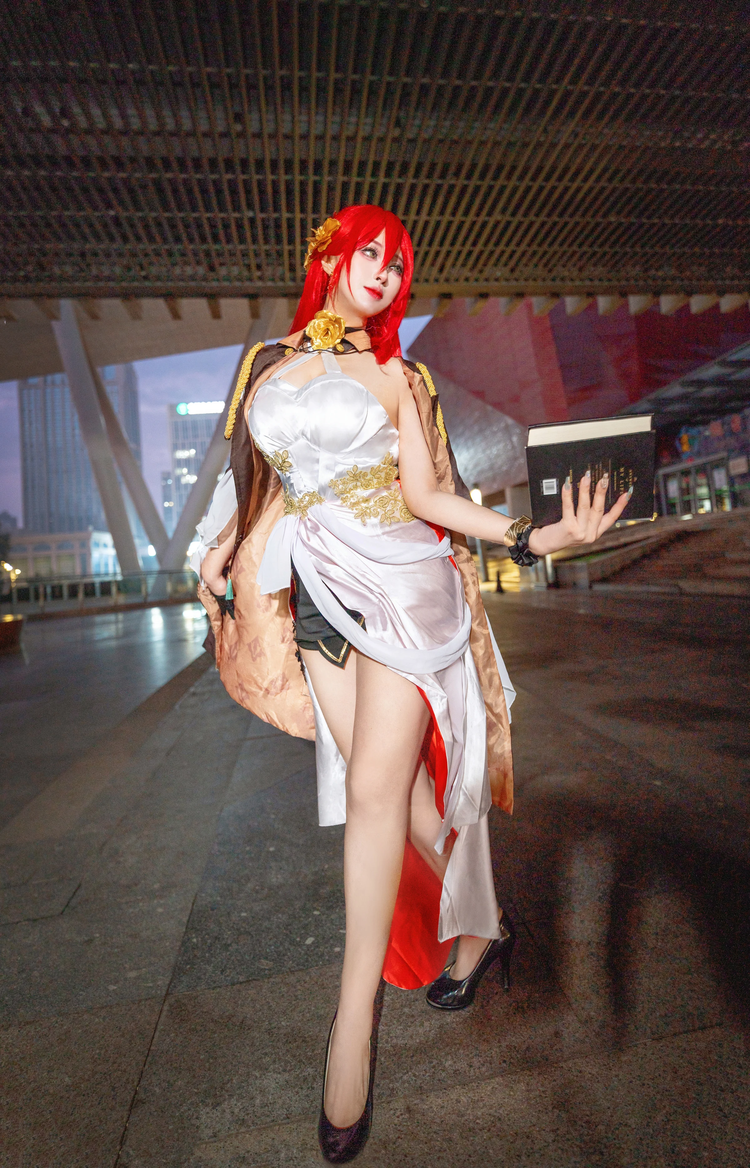 那个红发女人 崩坏星穹铁道 姬子 COS写真