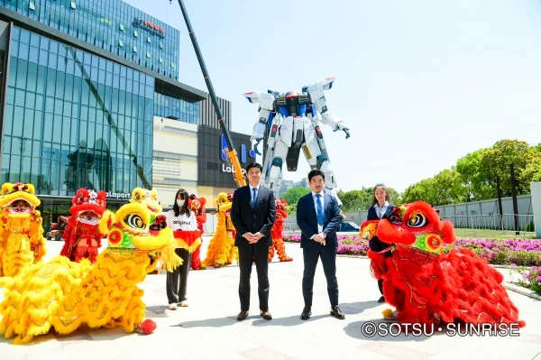 实物大自由高达立像顺利完成“安全祈愿式”！揭幕仪式即将到来！｜高清图片集