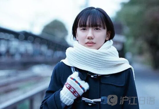 芦田爱菜成长史：从“国民女儿”到“最不想看到的明星”再到如今｜高清图片集