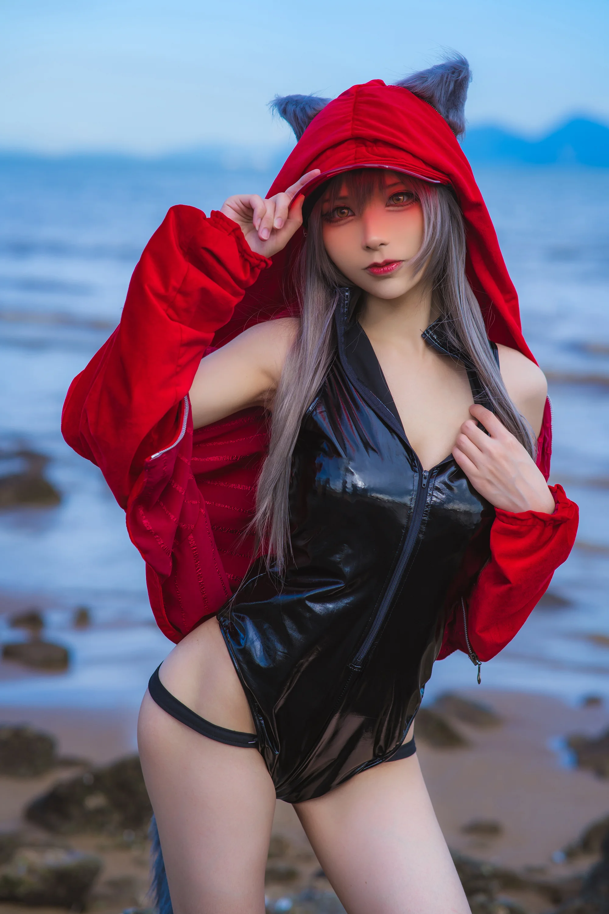 《明日方舟 》红COS写真
