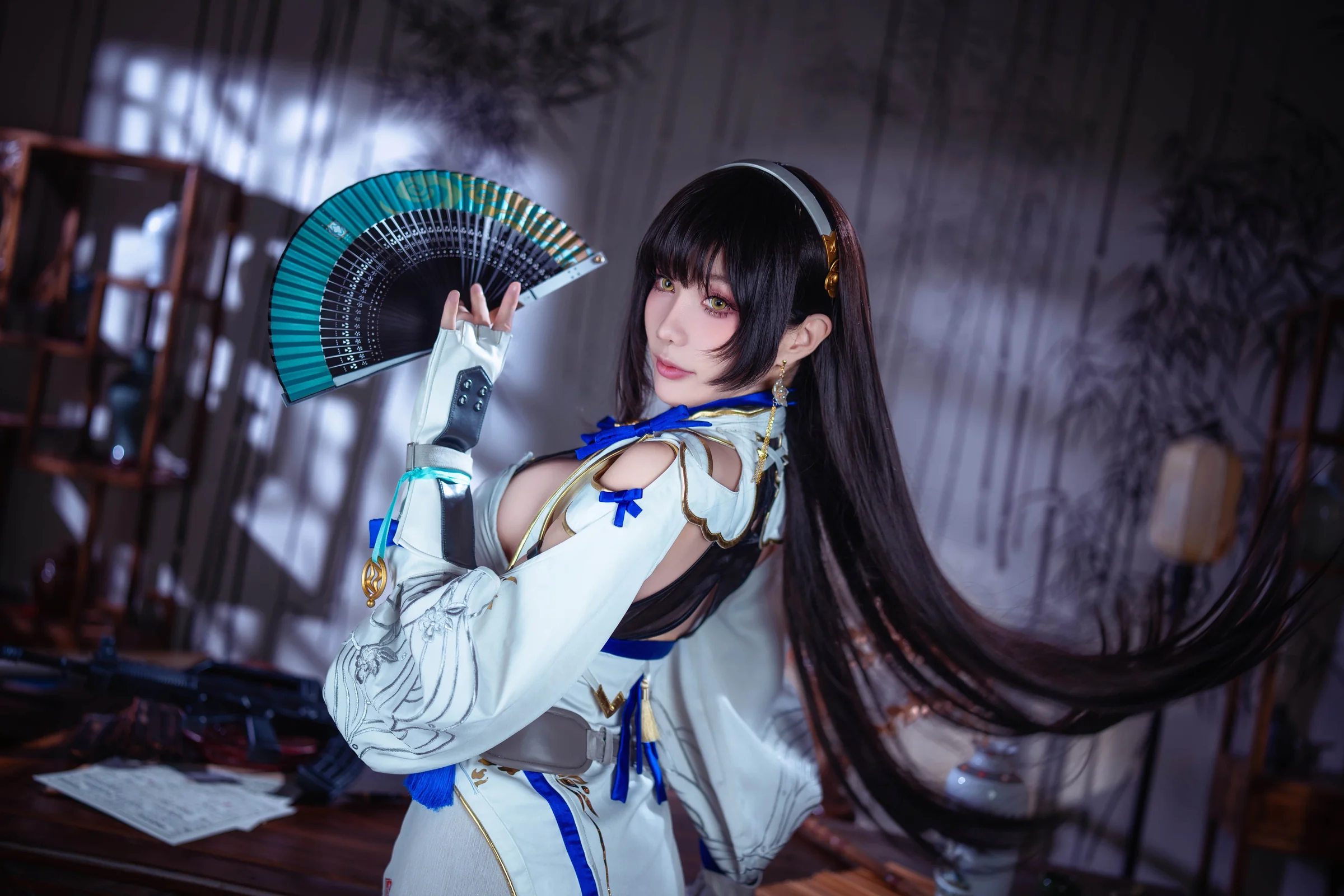 《少女前线2：追放》异乡乐徽COS写真