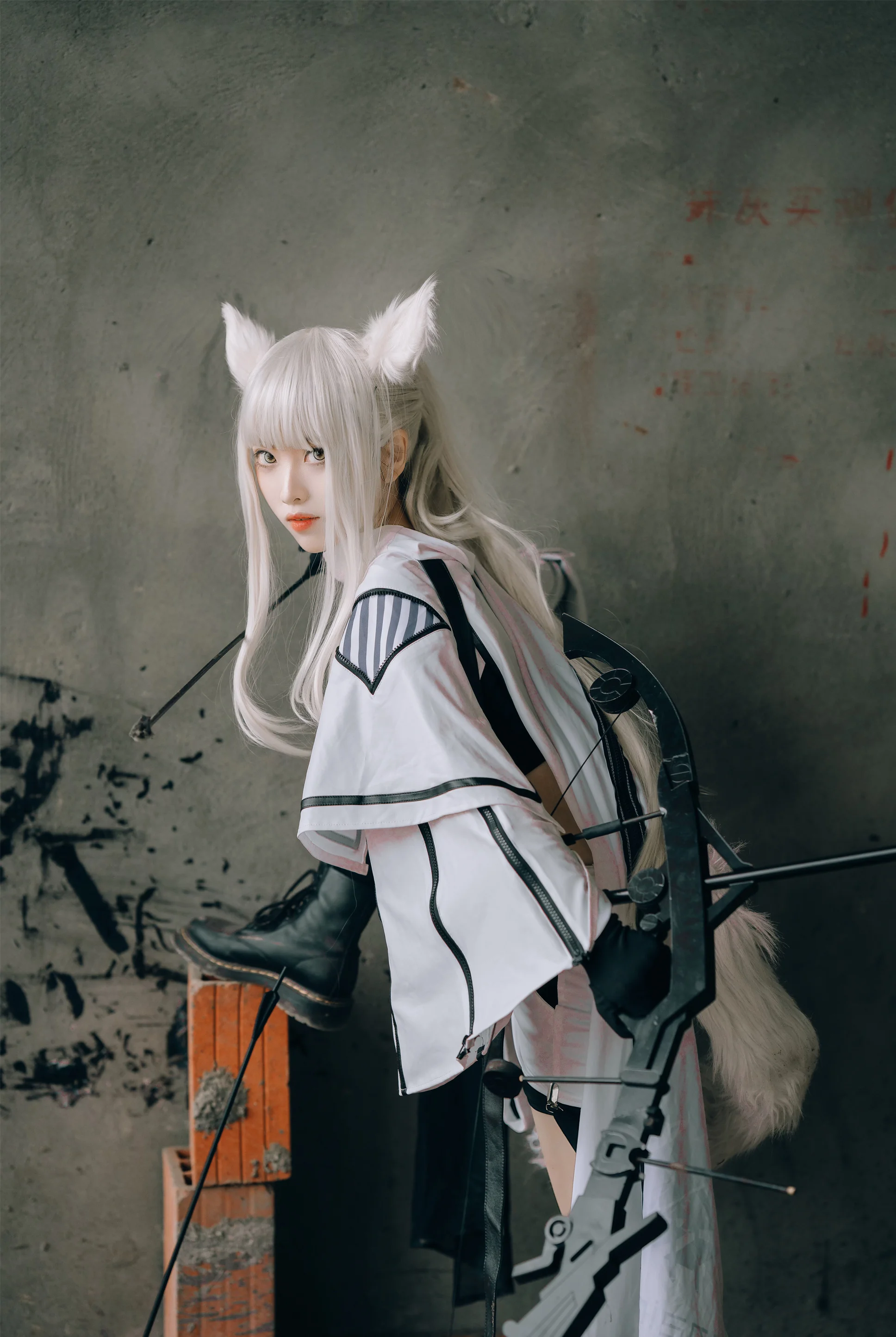 《明日方舟》白金COS写真