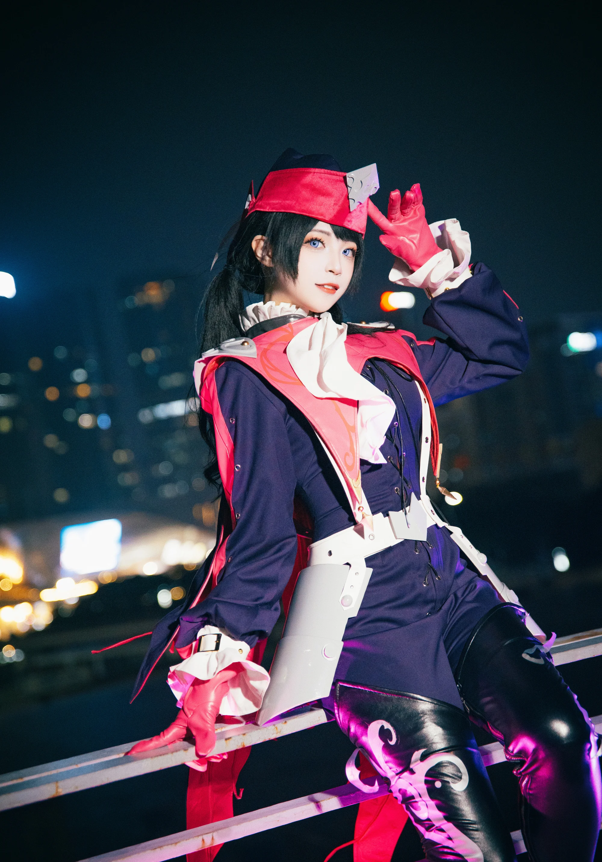 《女神异闻录:夜幕魅影》野毛朋子COS写真