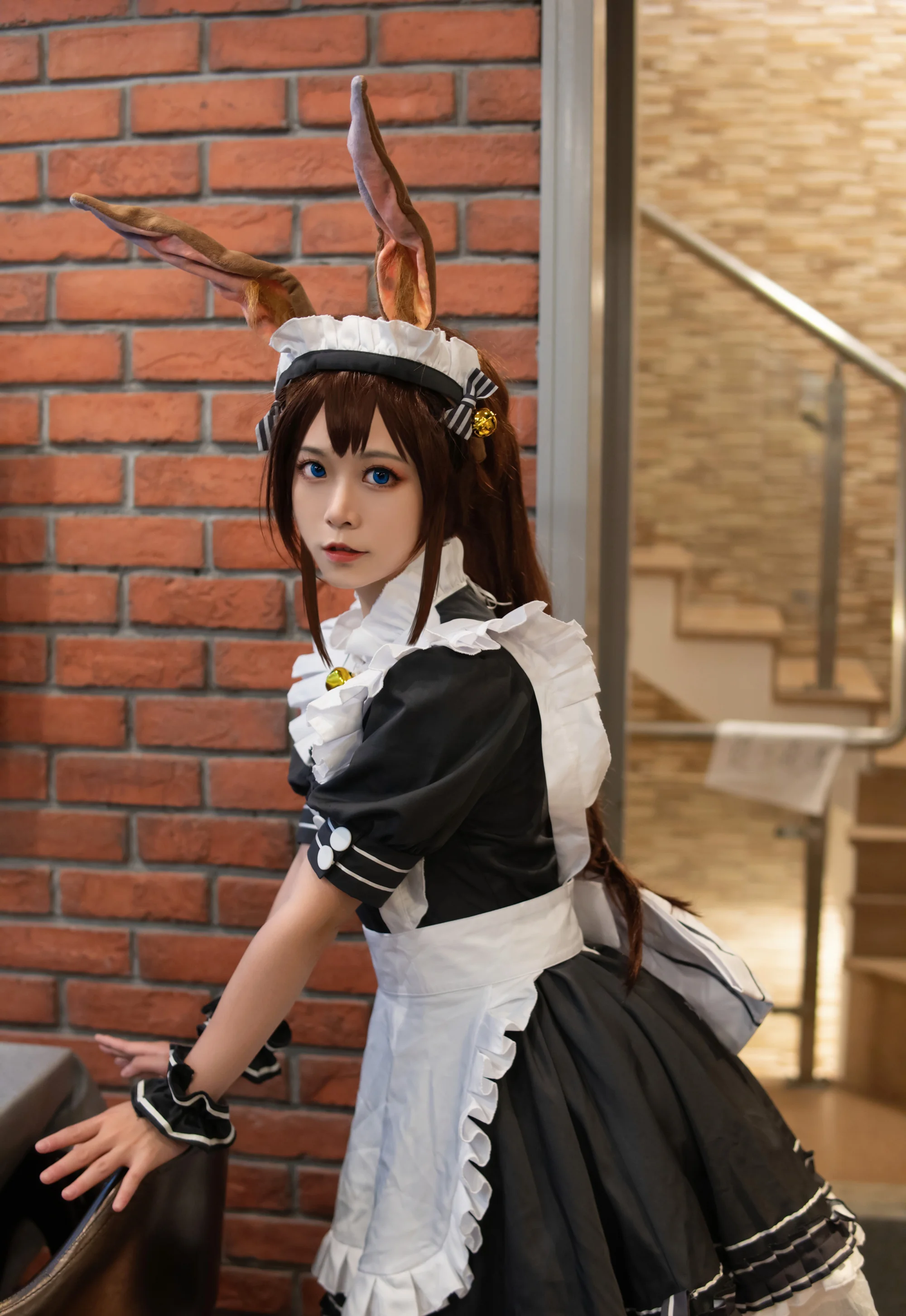 《明日方舟》 阿米娅 女仆COS写真