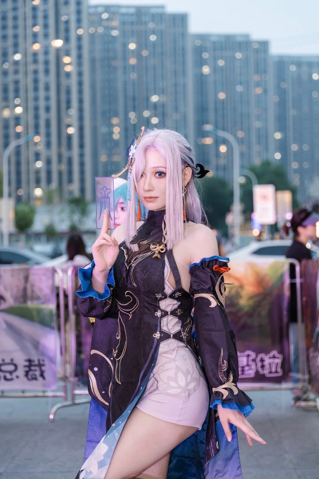 《原神》申鹤COS写真