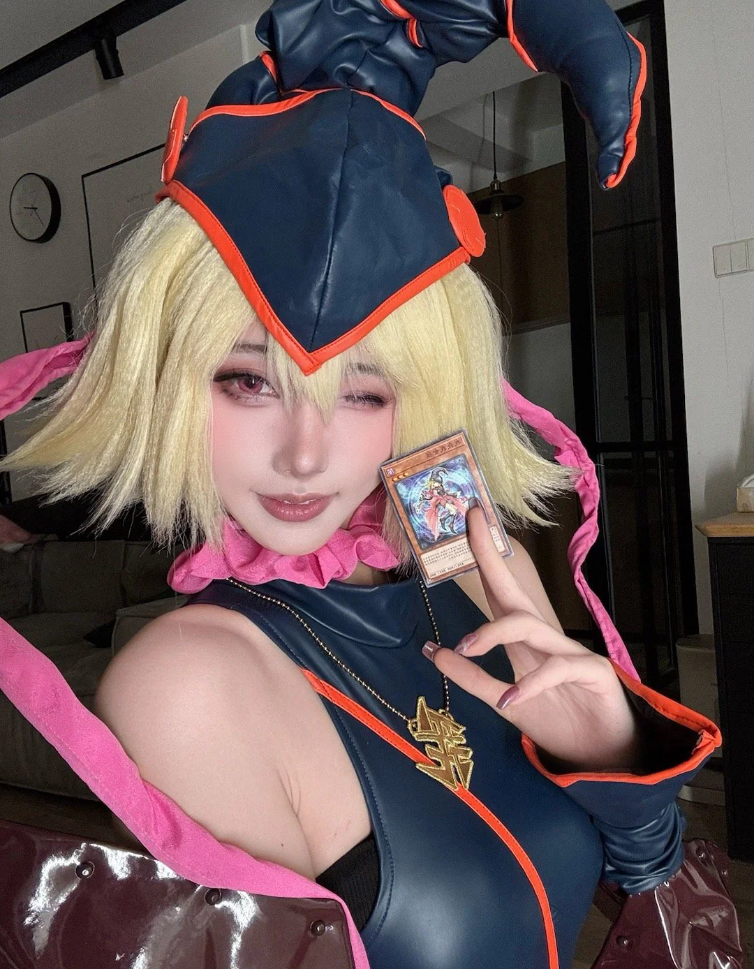 《游戏王》黑魔导女孩COS写真