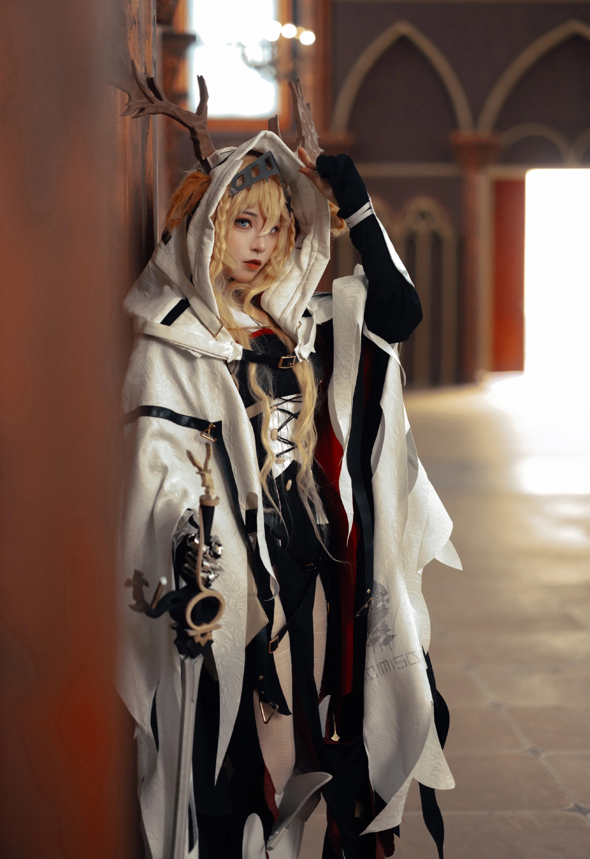 《明日方舟》薇薇安娜COS写真