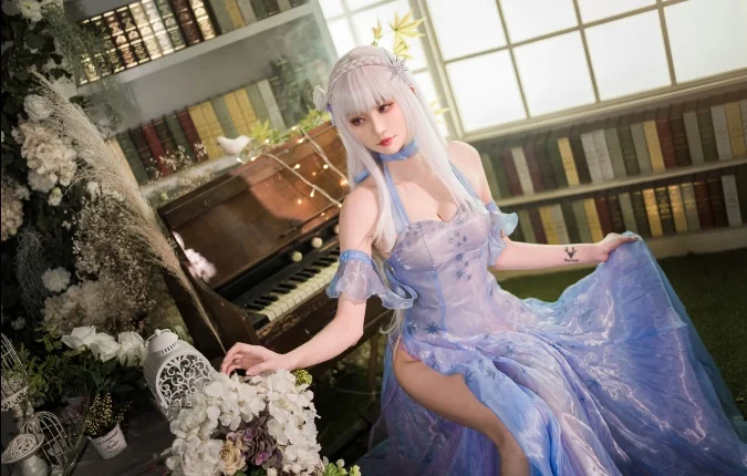 爱蜜莉亚冰晶礼服｜高清图片集