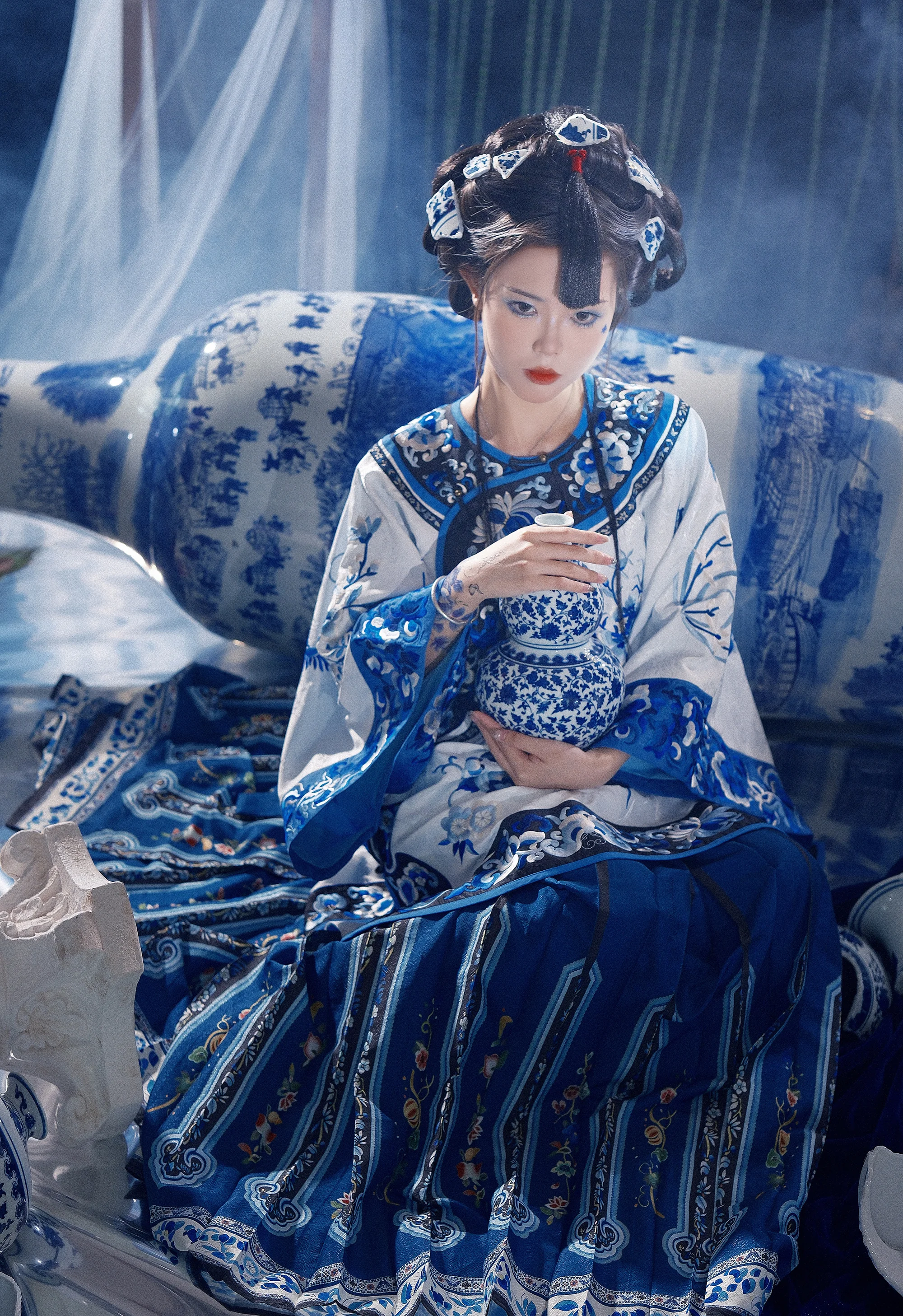 青花瓷拟人 清汉女COS写真
