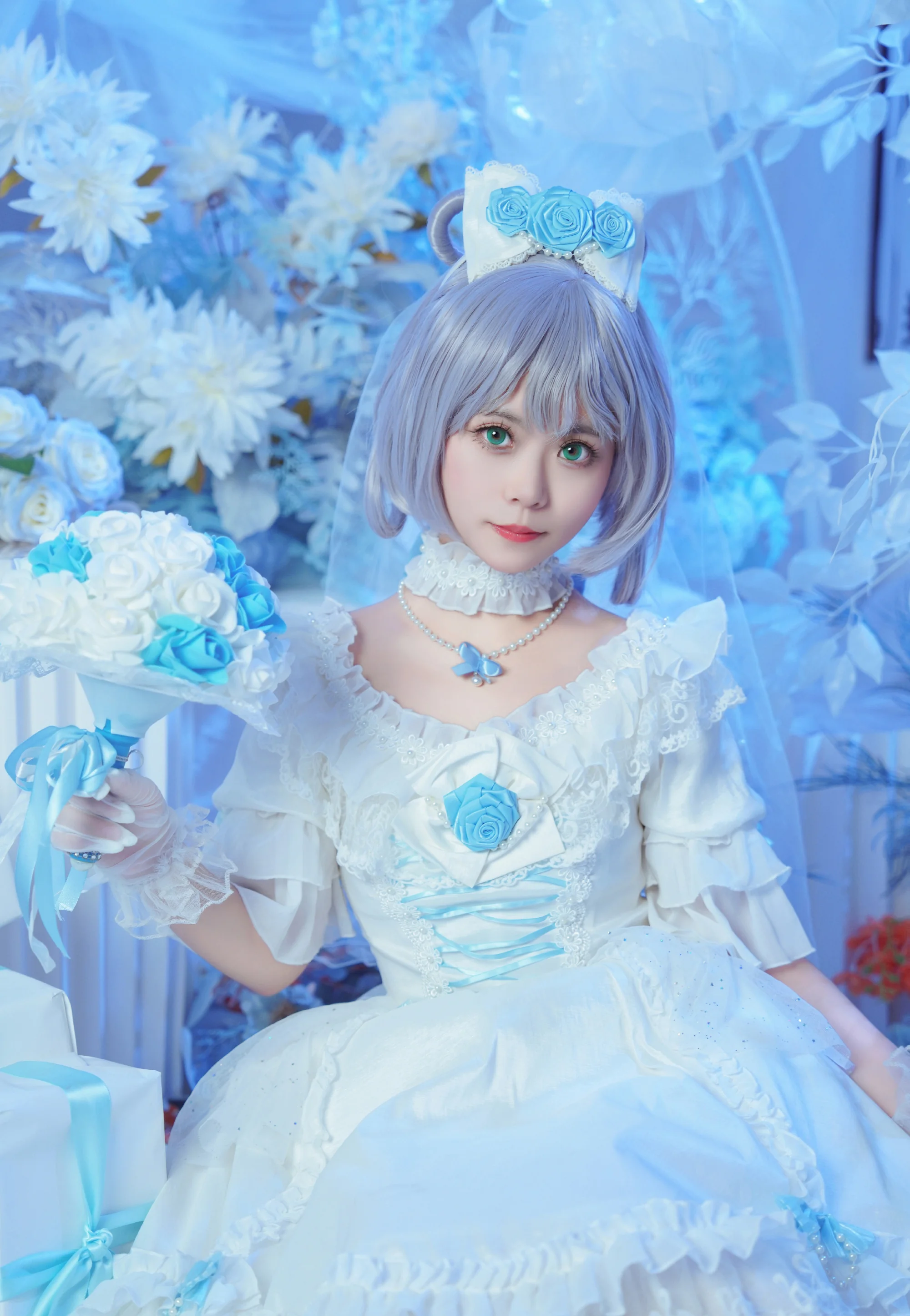 洛天依蔷薇花嫁COS写真