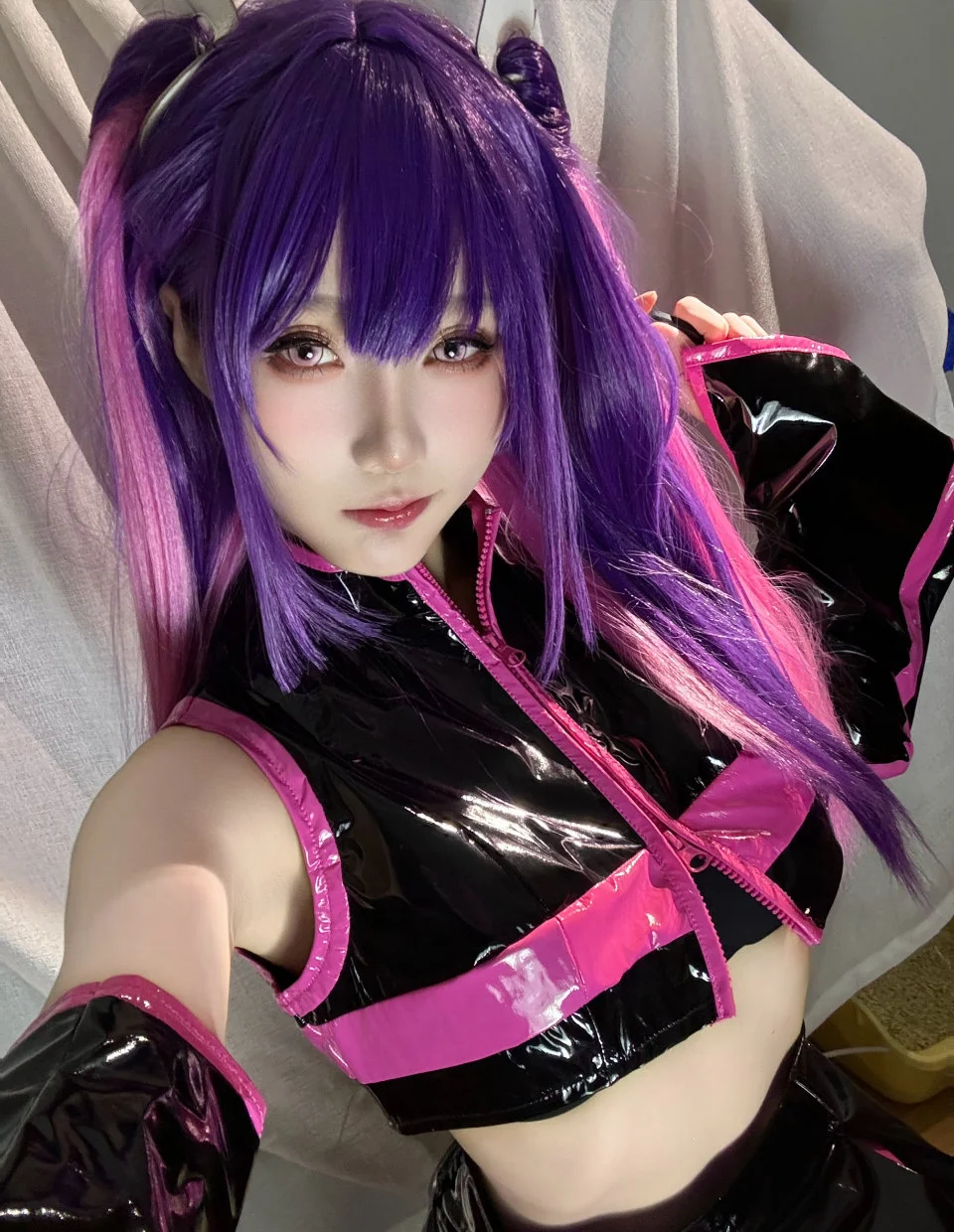 《2.5次元的诱惑》橘美花莉COS写真