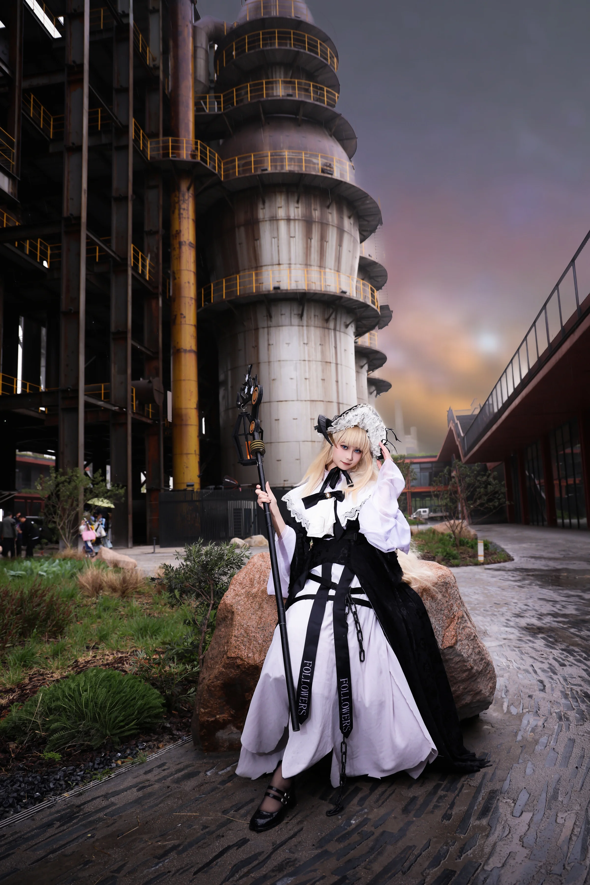 《明日方舟》夜莺COS写真