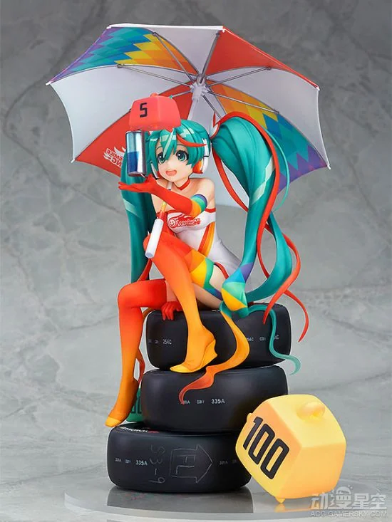 赛车初音2016新作手办公布 史上最“傻”婴儿肥｜高清图片集