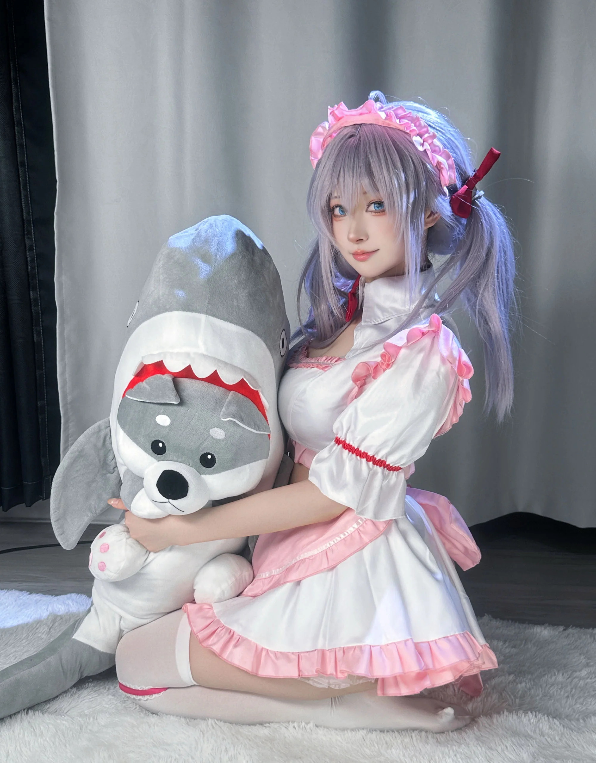 《不时轻声地以俄语遮羞的邻座艾莉同学第二季》艾莉莎COS写真