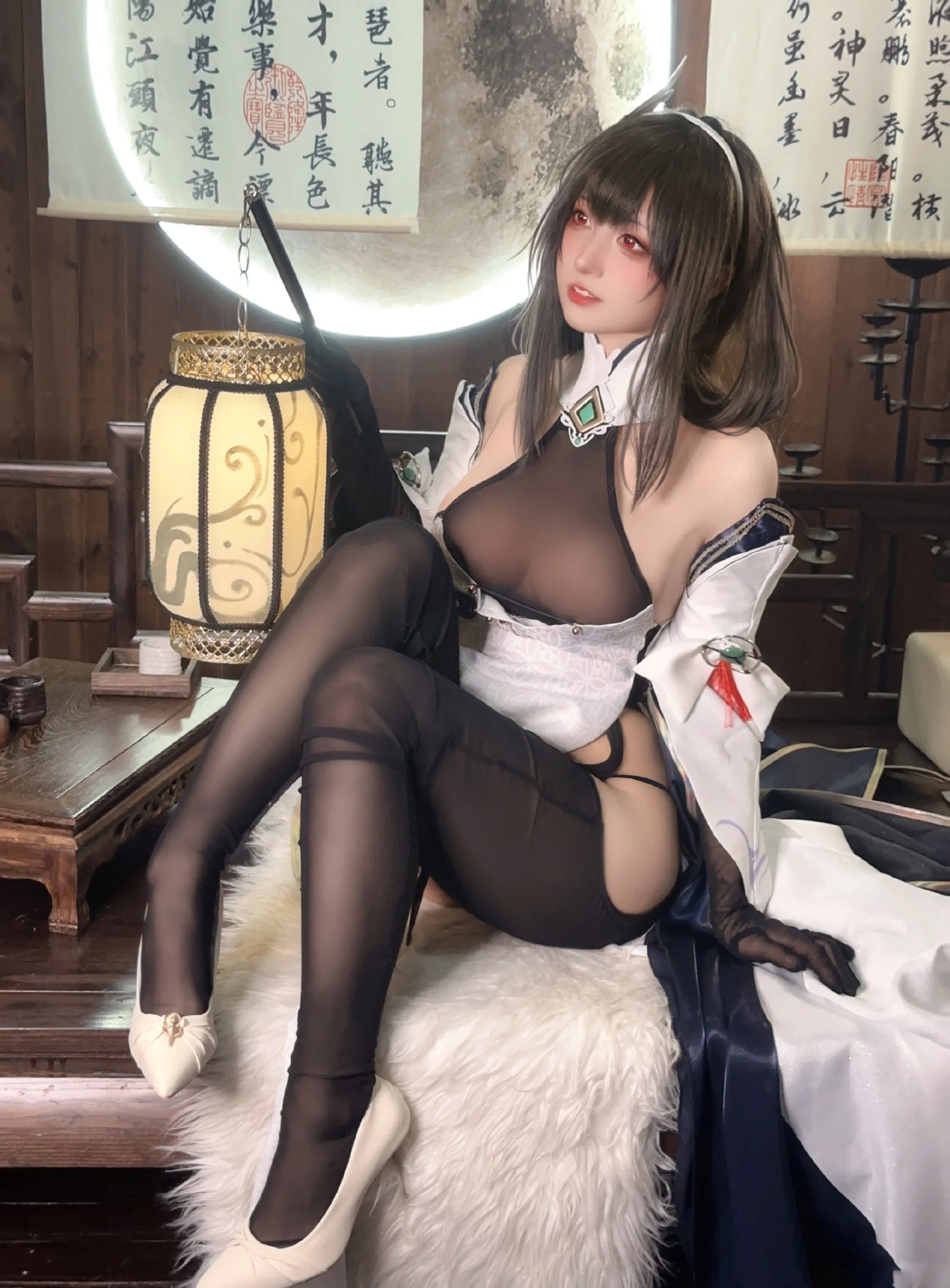 《碧蓝航线》镇海COS写真