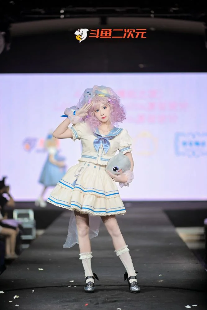 斗鱼次元梦工厂线下见面会来啦！！｜高清图片集