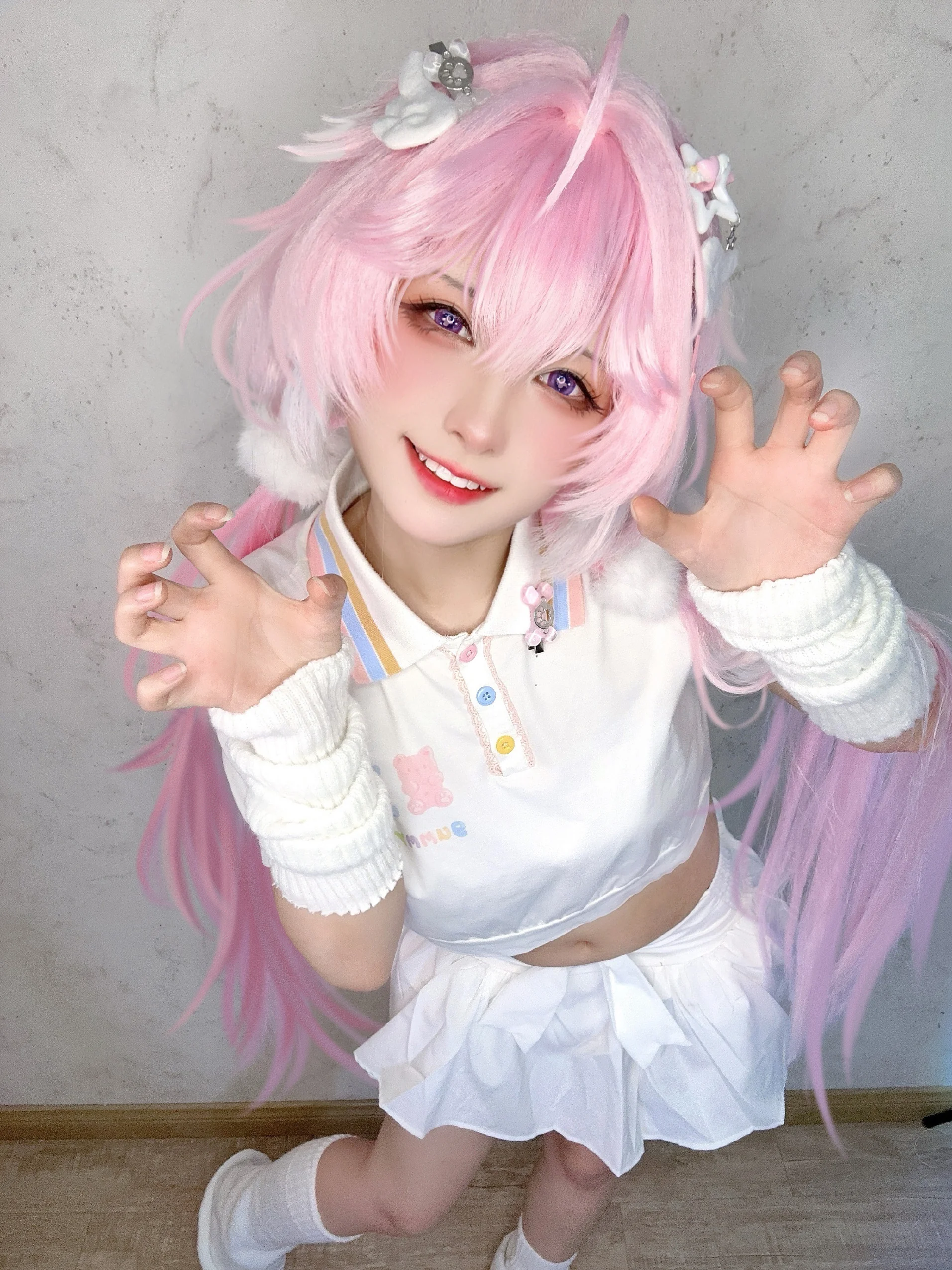 《鸣潮》安可COS写真