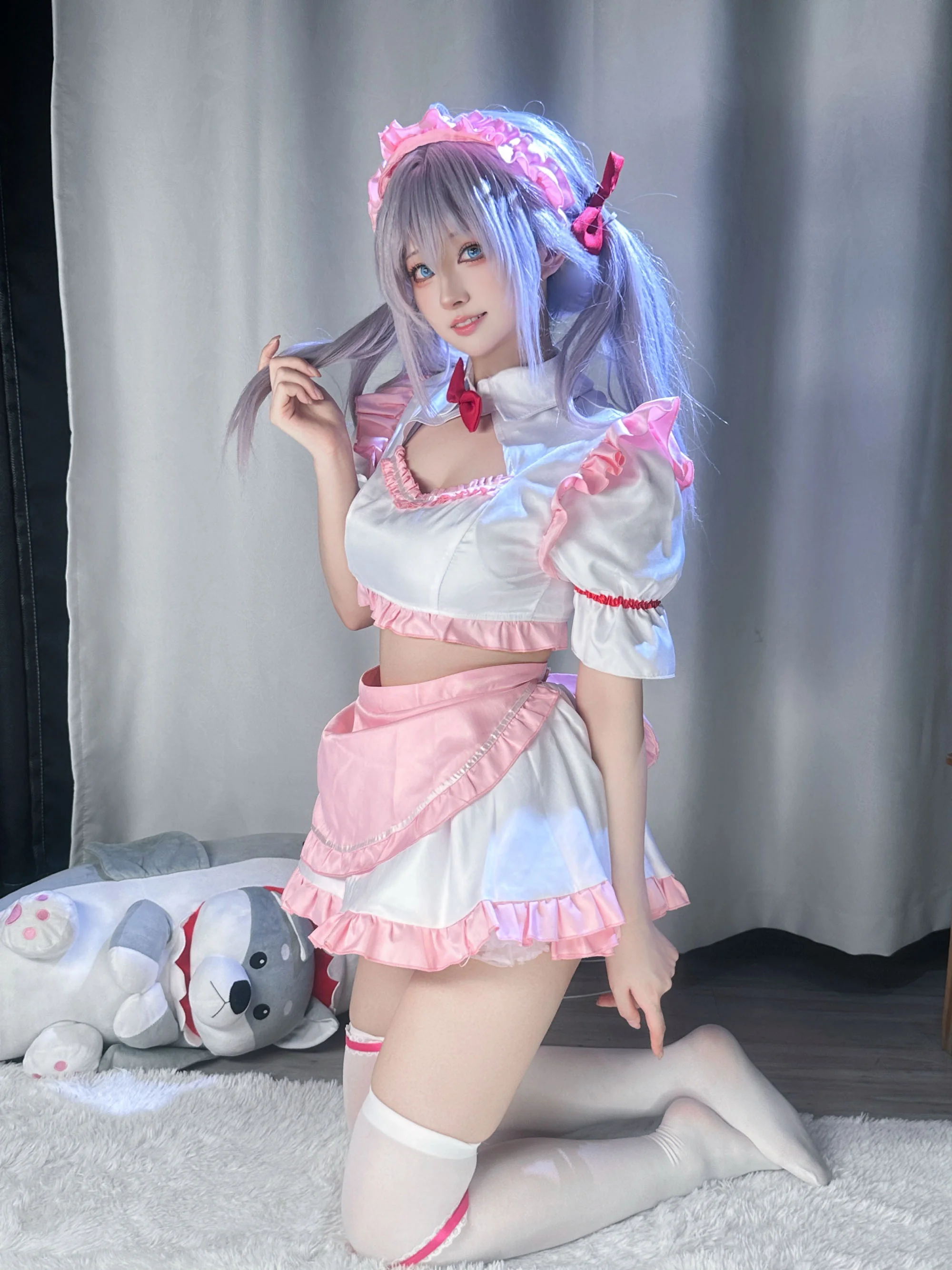 《不时轻声地以俄语遮羞的邻座艾莉同学第二季》艾莉莎COS写真