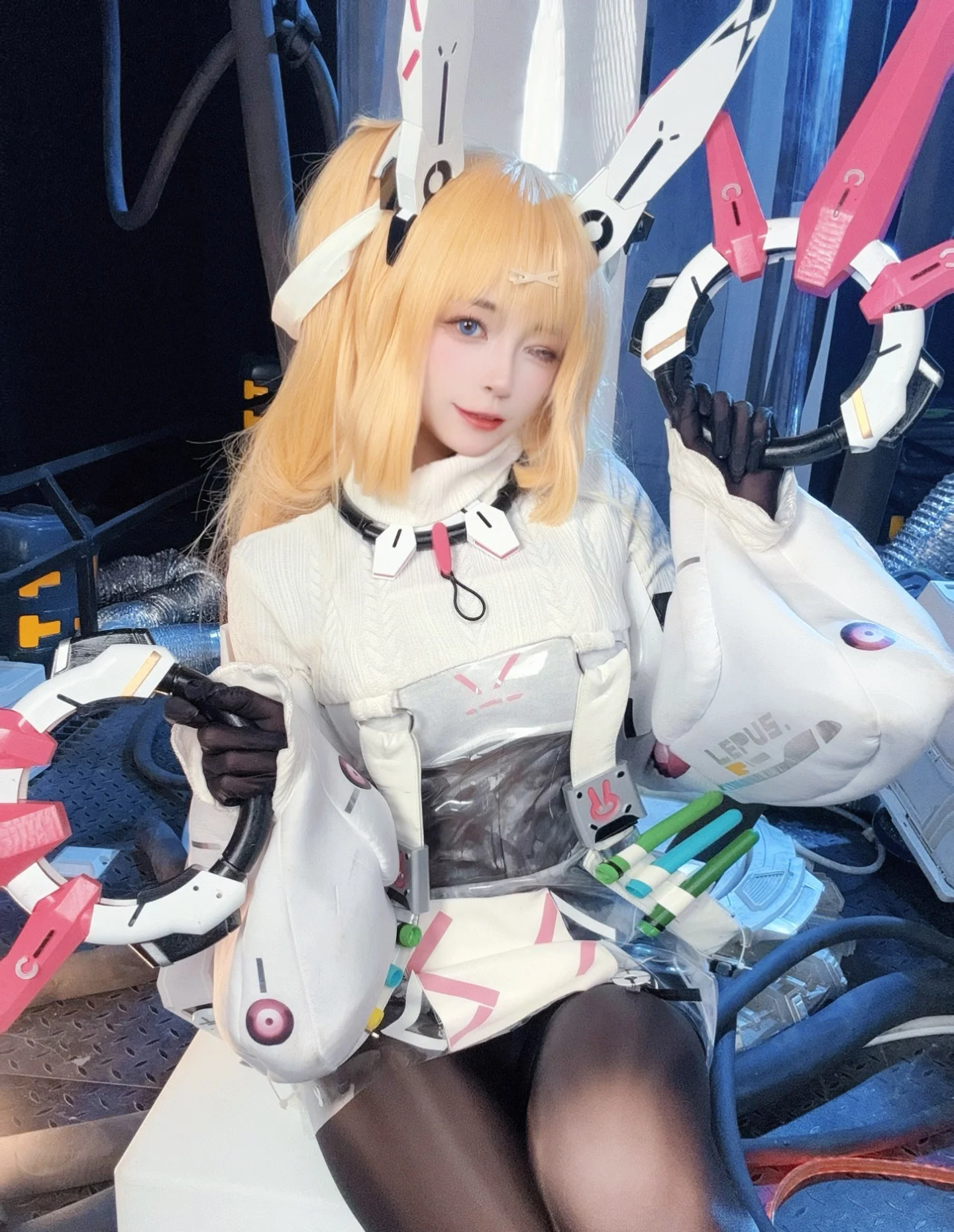 《交错战线》 莉普丝COS写真