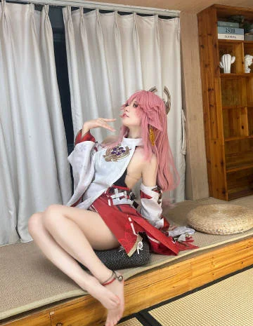 《原神》八重神子COS写真