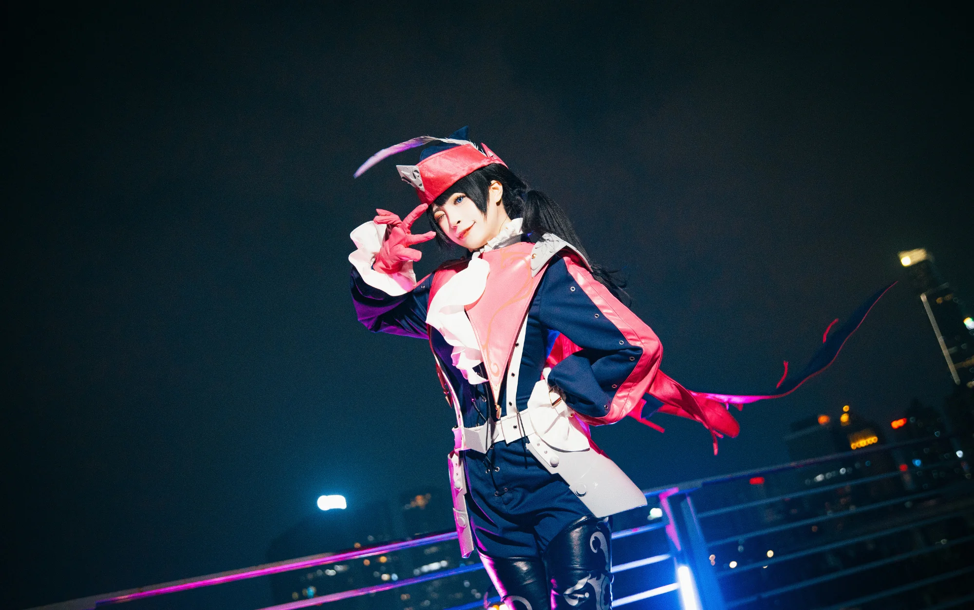 《女神异闻录:夜幕魅影》野毛朋子COS写真
